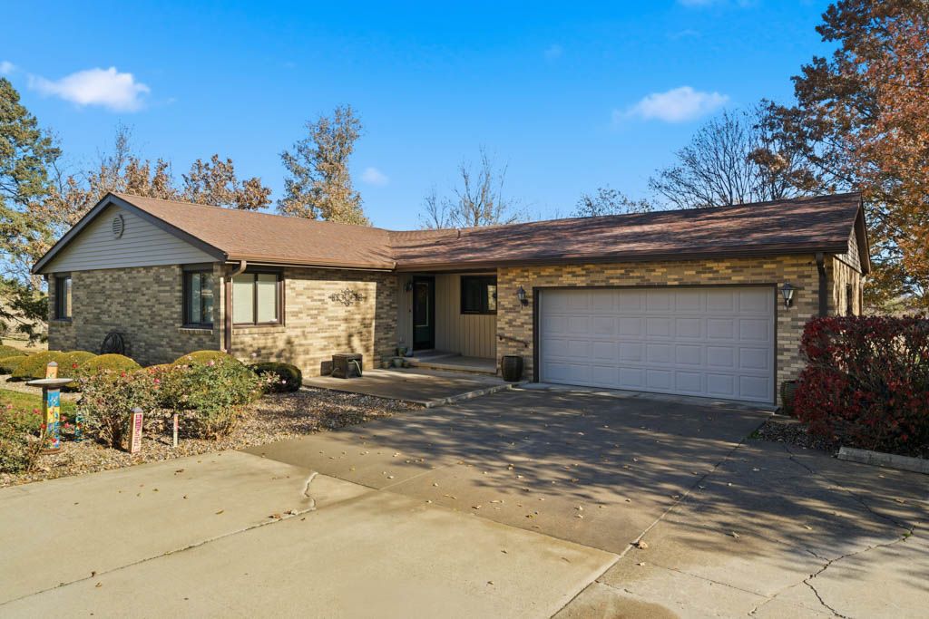 Listing Photo: 3281 140th Ave, Carlisle, IA 50047-11